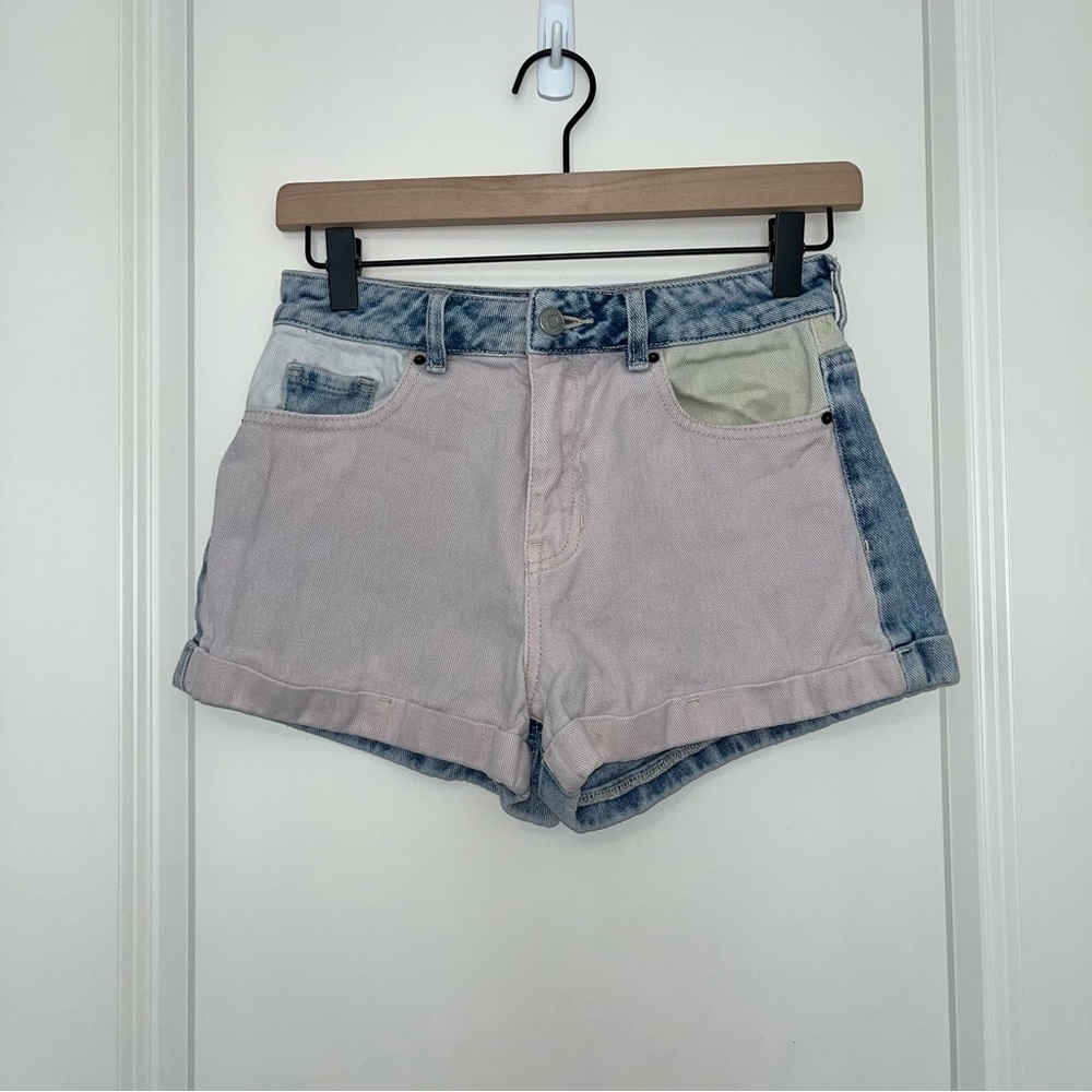 PacSun Pink, Blue, and Yellow Color-Block Mom Shorts - Picture 2 of 5